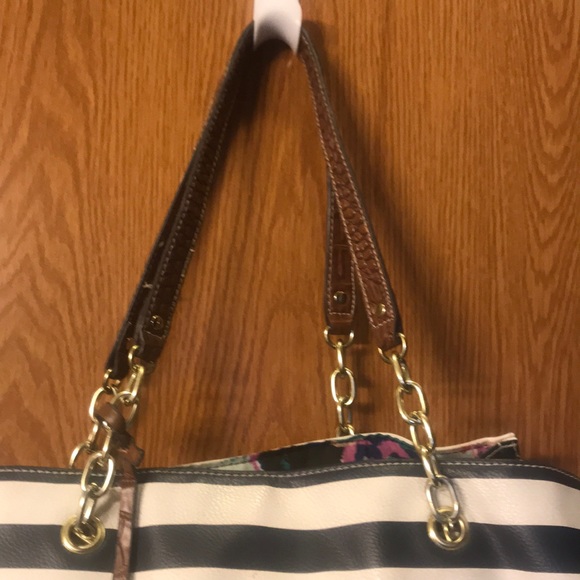 Hand bag - Picture 2 of 3